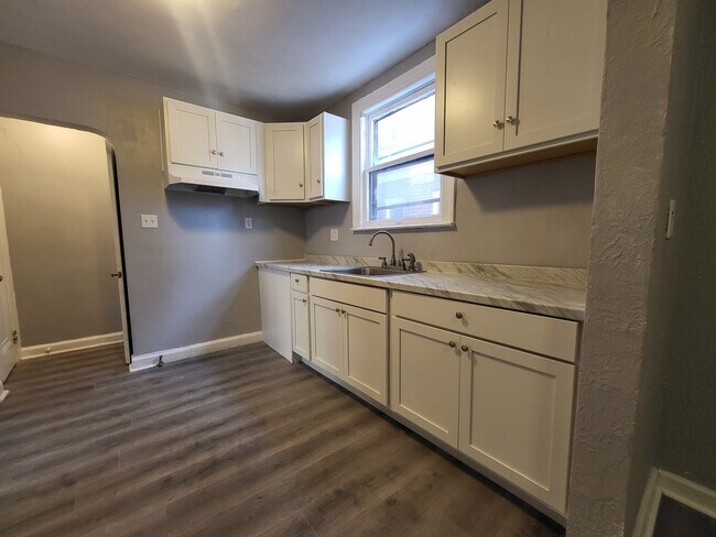 Building Photo - Wisconsin