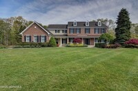 Building Photo - 9 Mackenzie Ct