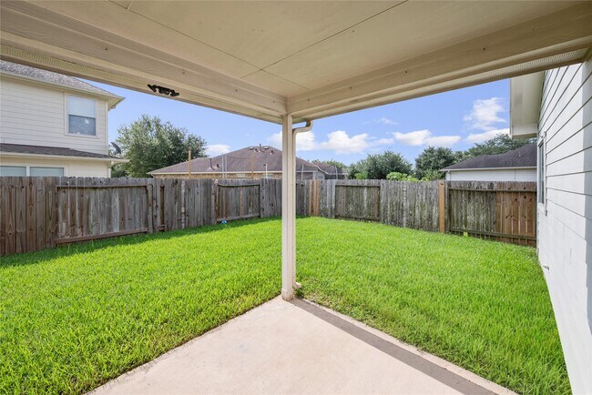 Building Photo - 21314 Bella Flora Ct