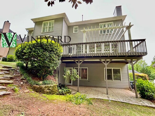 Building Photo - 508 Old Field Cove
