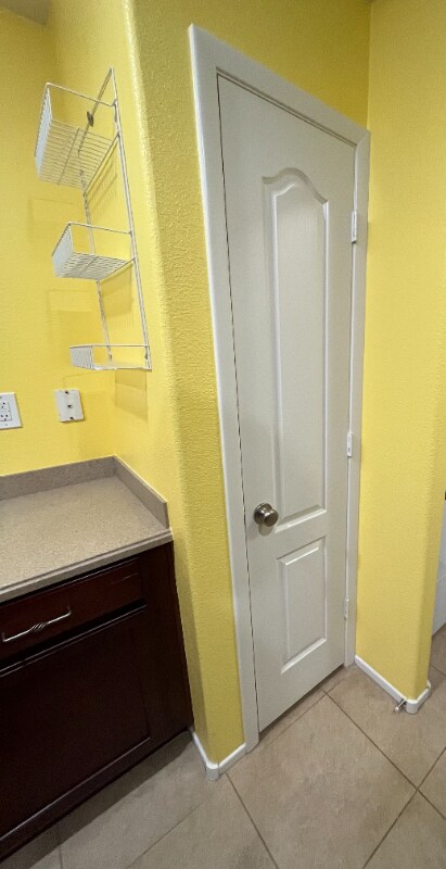 Building Photo - 9241 Valley Ranch Ave