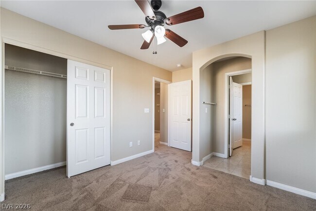 Building Photo - 1160 Blue Magenta Ave