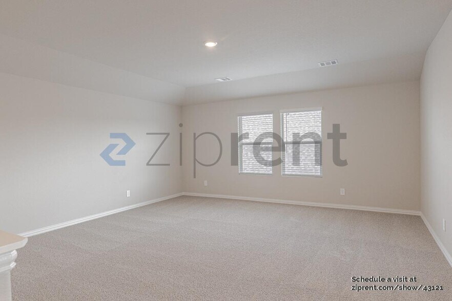 Building Photo - 3907 Edmondson Dr