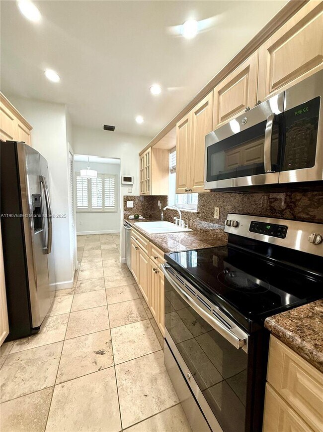 Building Photo - 1340 Miami Springs Ave