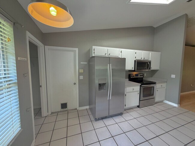 Building Photo - 3946 NW 59th Ave