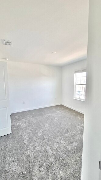 Building Photo - 12018 Language Way