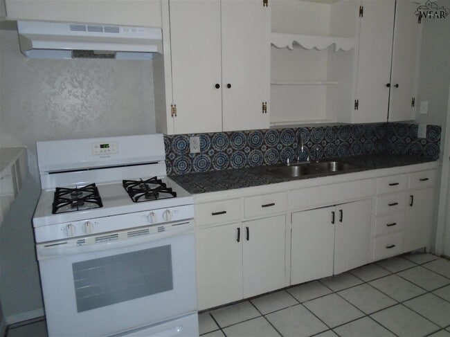 Building Photo - 1511 22nd St