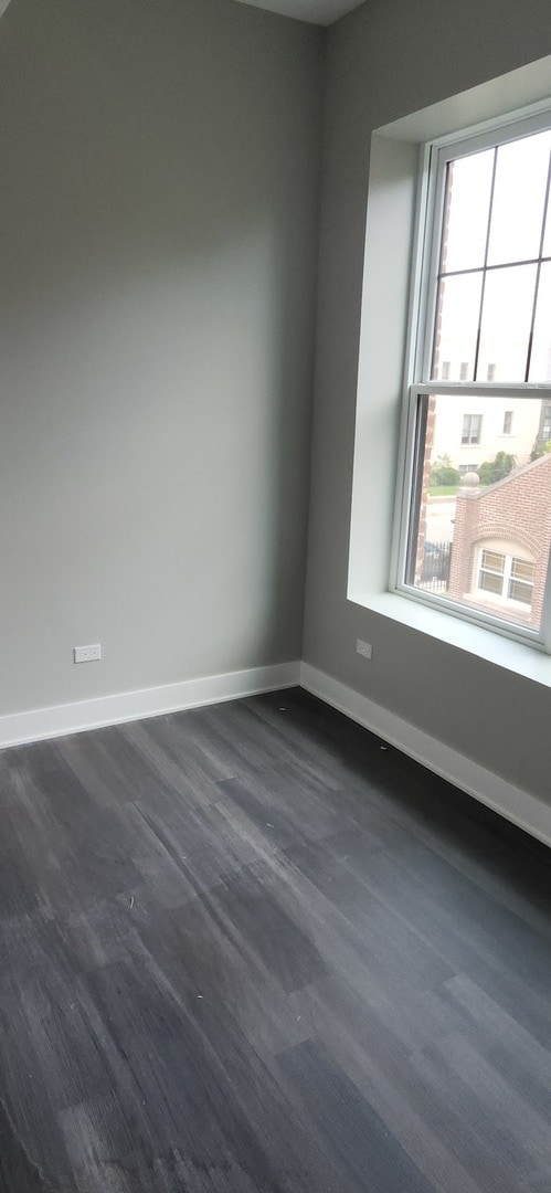 Building Photo - 1023 E 45th St