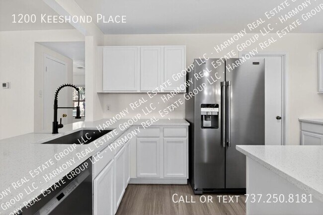 Building Photo - 1200 Keeshond Pl