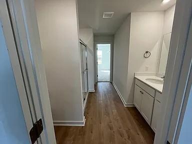 Building Photo - 4640 W Aurora St