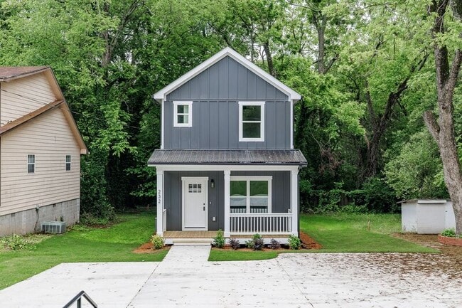 Building Photo - 232 Vine St