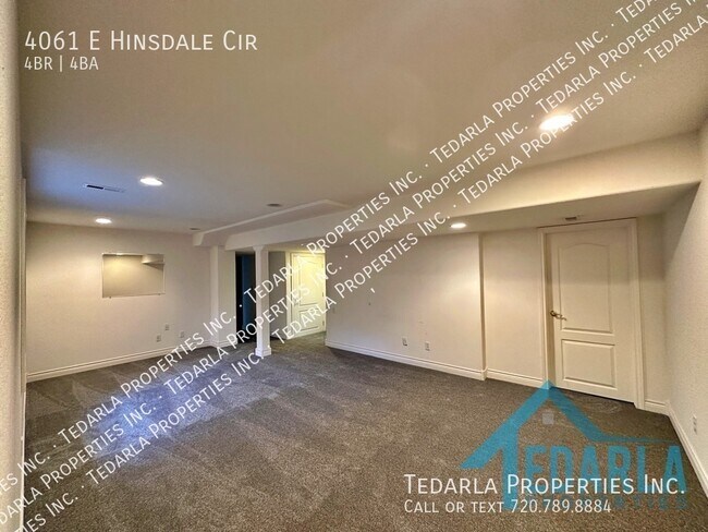 Building Photo - 4061 E Hinsdale Cir