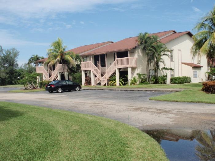 Building Photo - 9380 Lennex Ln