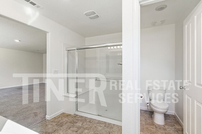 Building Photo - 22 Tulip Ridge Ct.