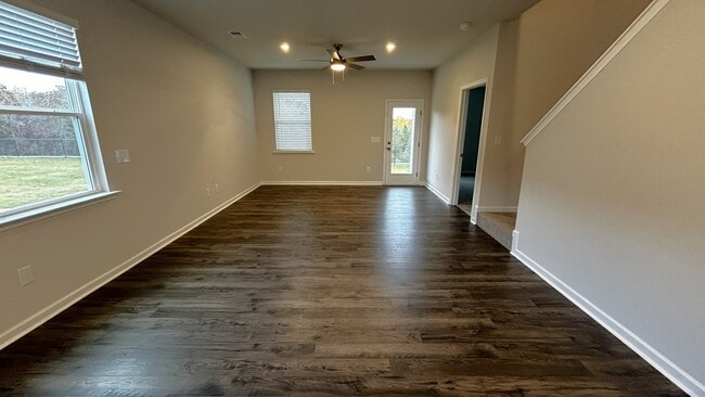 Building Photo - 210 Timber Fls Dr