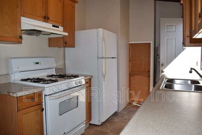 Building Photo - 3931 Mason St