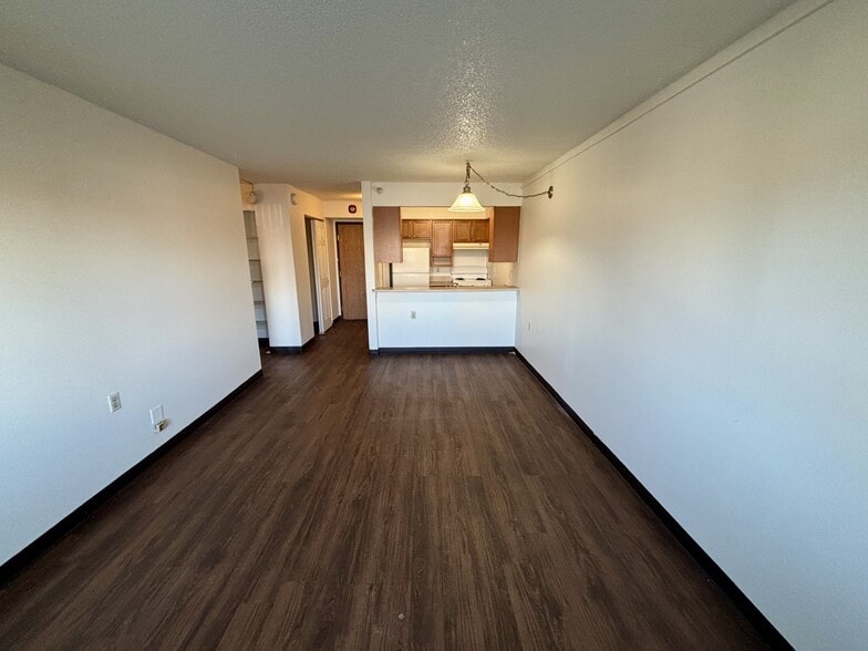 Building Photo - Phoenix Place