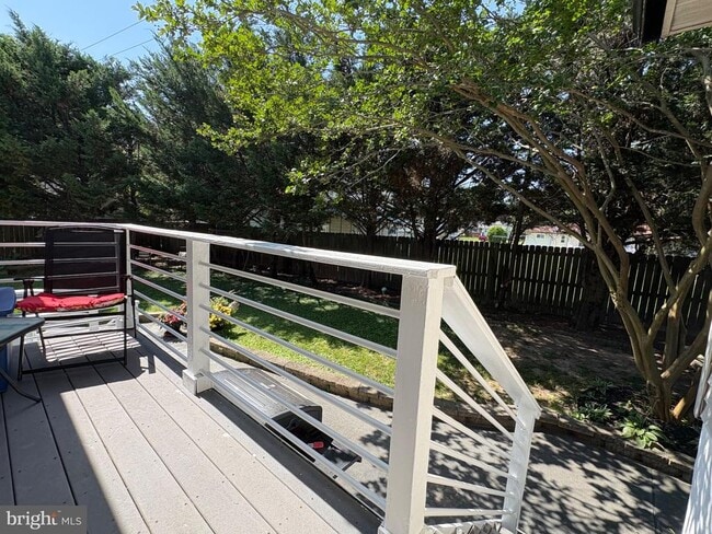 Building Photo - 803 Scott Cir