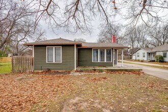 Building Photo - 406 Bellevue Dr