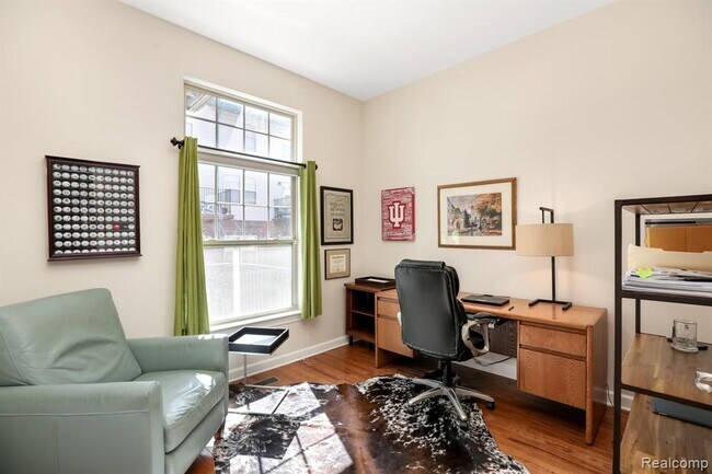 Building Photo - 33 Winder St