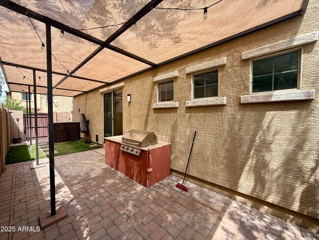 Building Photo - 3231 S Mingus Dr