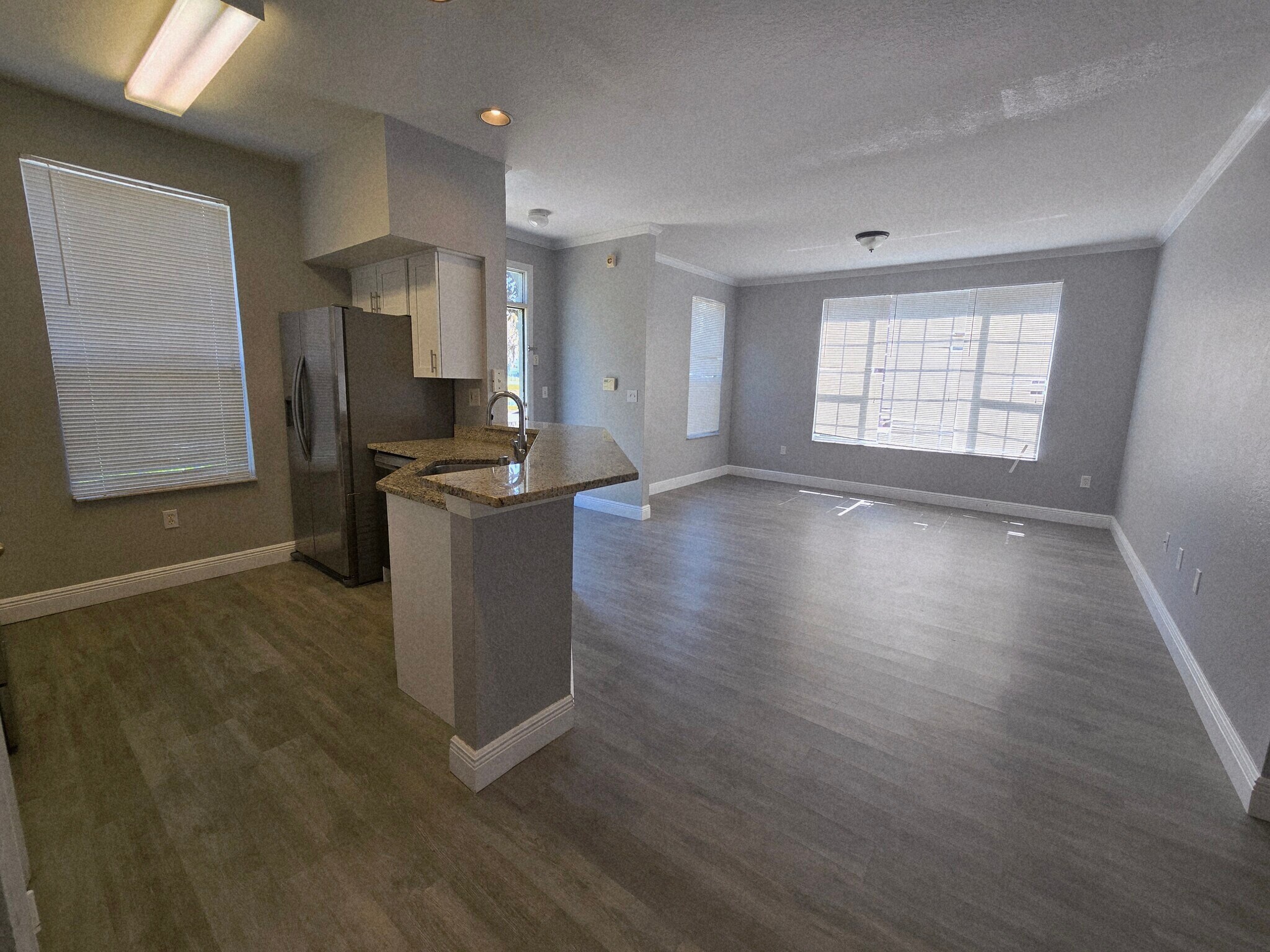 Building Photo - 9058 Lake Chase Island Way