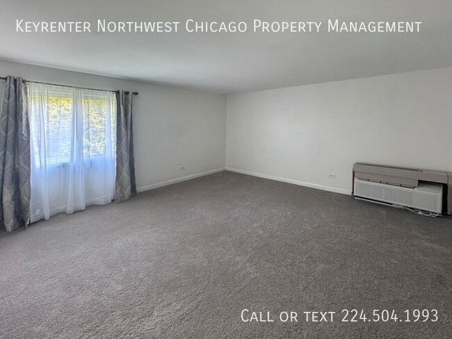 Building Photo - 33561 N Royal Oak Ln