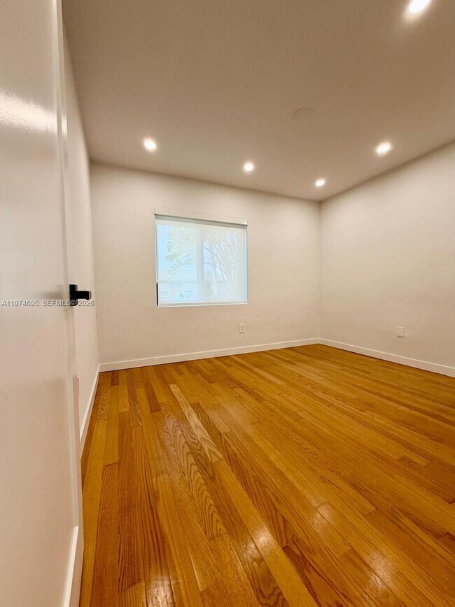 Building Photo - 11959 SW 122nd Ct