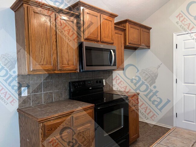 Building Photo - Welcome Home!