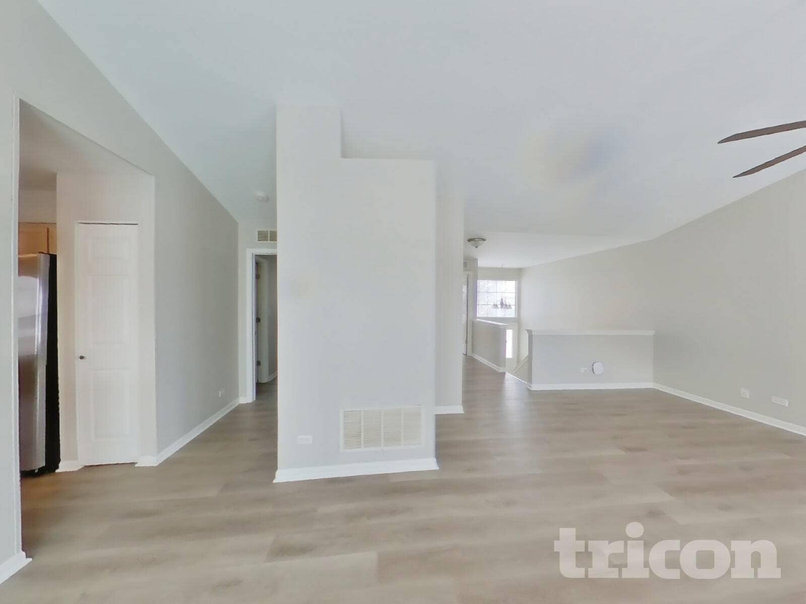 Building Photo - 436 Gloria Ln