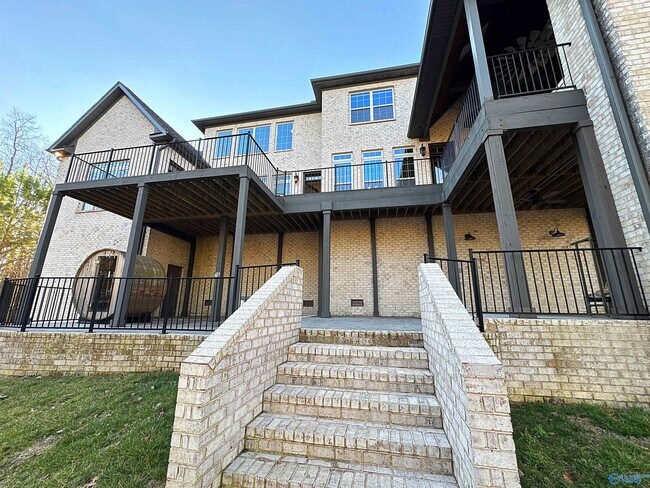 Building Photo - 1 Sylvias Wy