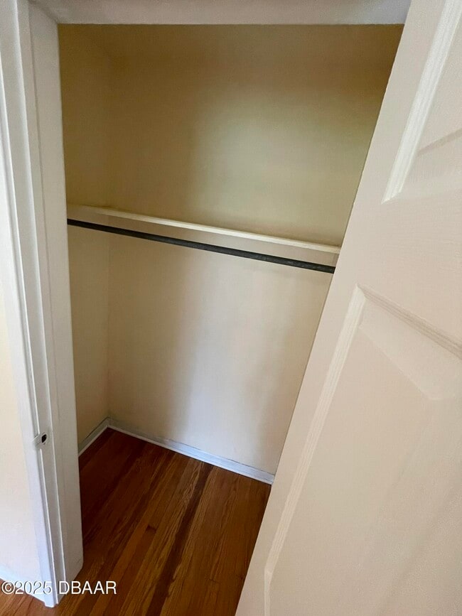 Building Photo - 525 Tarragona Way