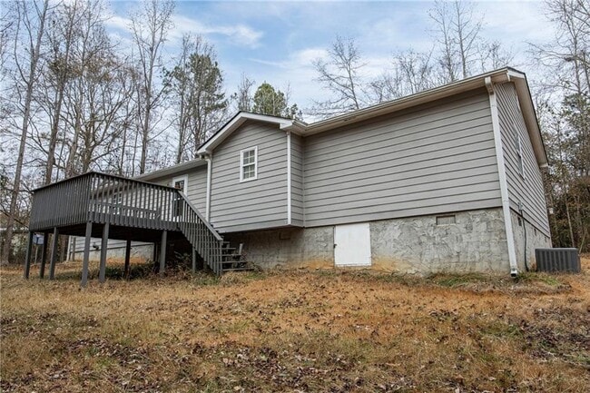 Building Photo - 175 White Tail Hills Dr