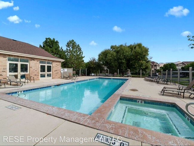 Primary Photo - 3 br, 2 bath House - 3397 E Ridge Rd #8