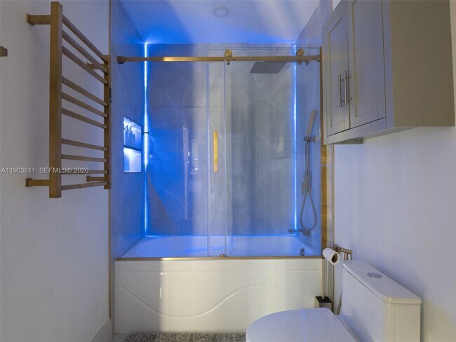 Building Photo - 2553 NW 42nd Ave