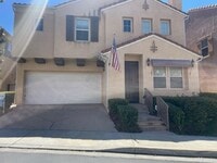 Building Photo - Stunning Home in a Desirable Gated Community