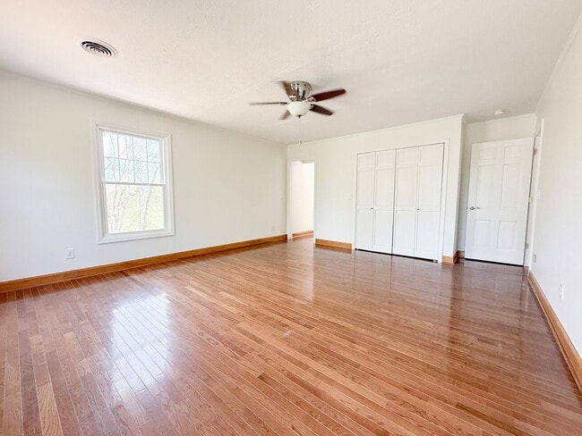 Building Photo - Private 5-Bedroom Dream Home with Creek, Pond & 3 Levels of Living Space