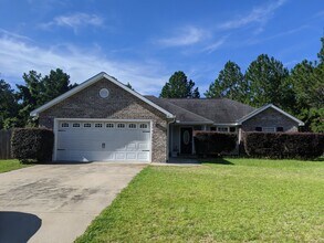 Building Photo - Home For Rent