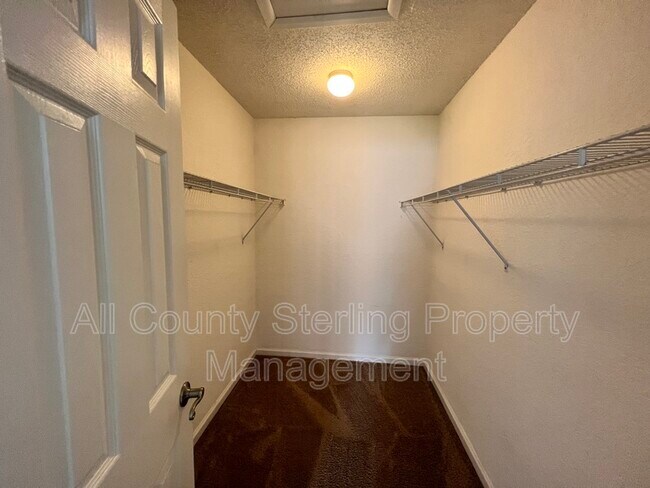 Building Photo - 1810 NW 23rd Blvd