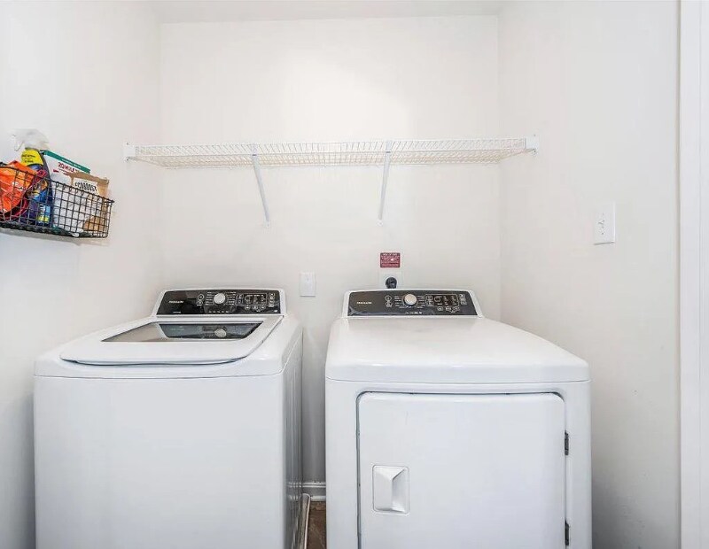 Building Photo - 309 Magellan Dr