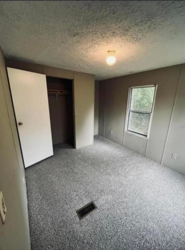 Building Photo - 2 Bed 2 Bath MH For Rent