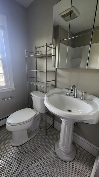 Building Photo - 1634 Ella T Grasso Blvd