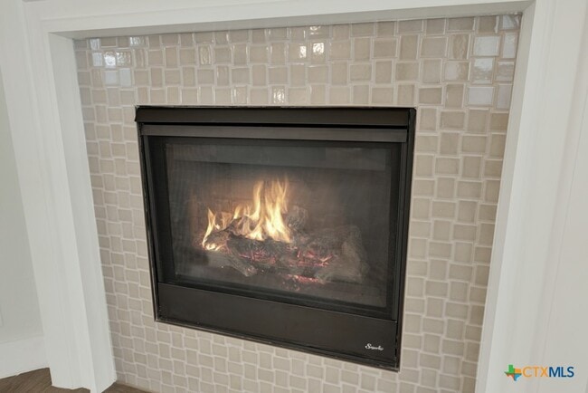 Building Photo - 1031 Lime Gruene