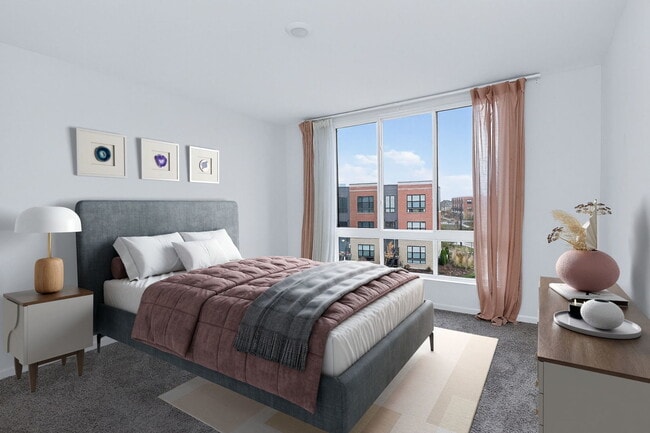 Building Photo - 1276 Lakepointe Dr