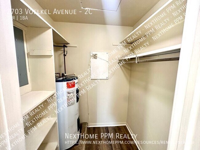 Building Photo - 2703 Voelkel Ave