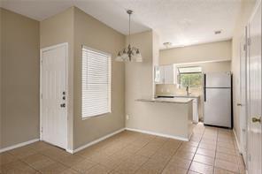 Building Photo - 2505 W Slaughter Ln
