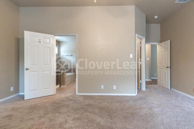 Building Photo - 13517 Biltmore Lks