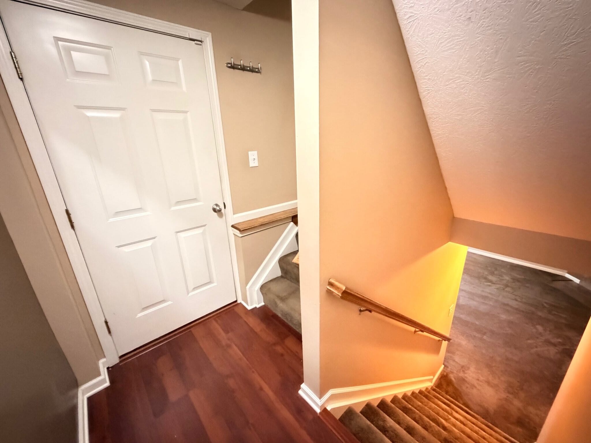 Building Photo - 7408 Cayman Ln