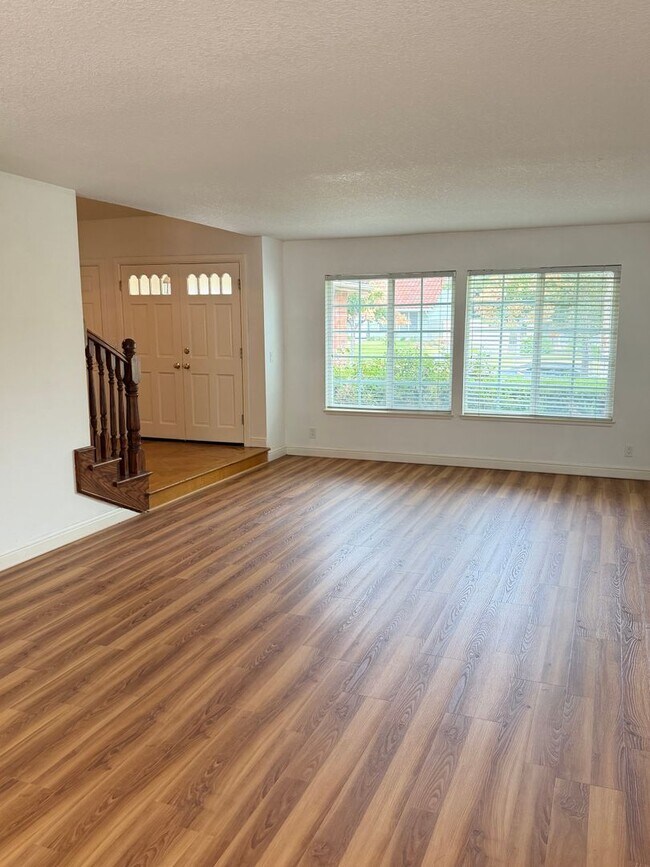 Building Photo - 2863 Sapphire Ave