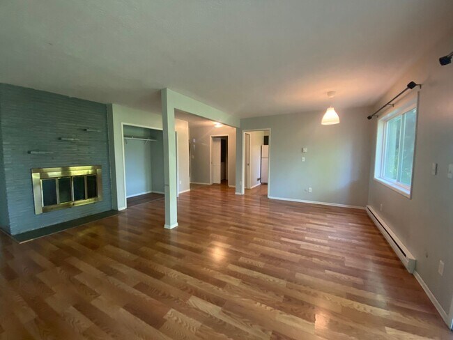 Building Photo - 075LincolnSt